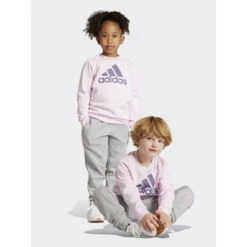 Ensemble Jogging Badge Of Sport Gris Rose Enfant - Adidas -ChicFit Boutique ensemble jogging badge of sport gris rose enfant adidas 2